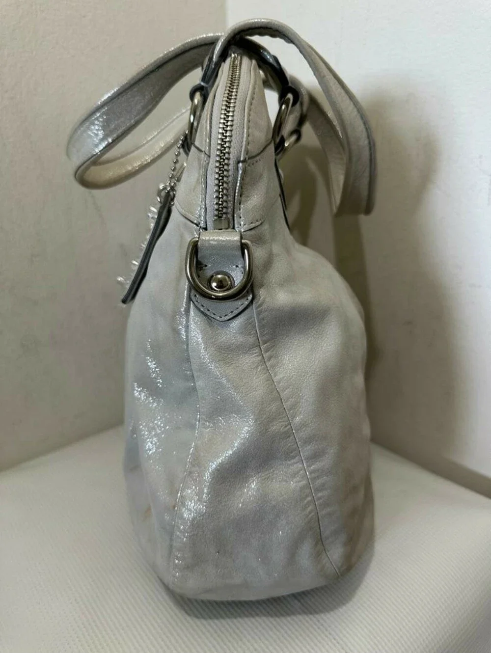 Coach Poppy Rocker Silver Stardust Crossbody Purse Bag Metallic Silver Leather